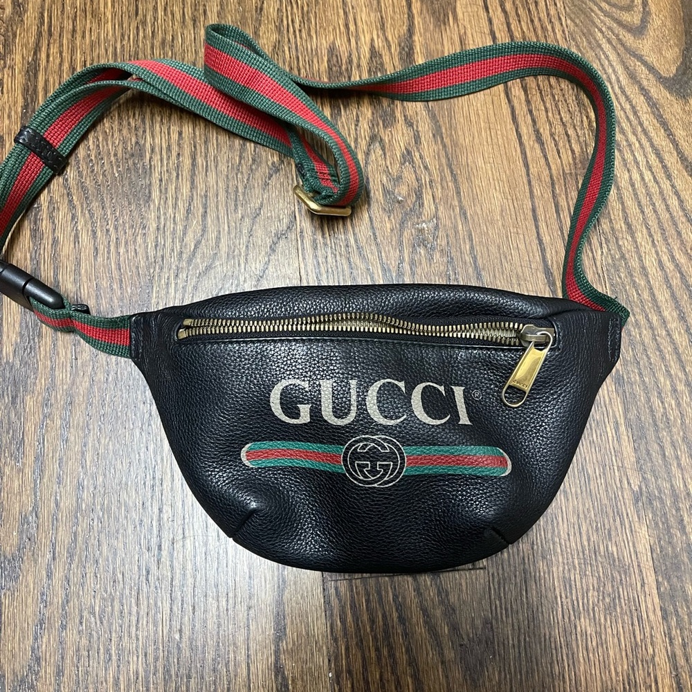 Gucci leather belt bag